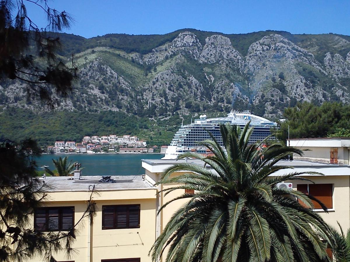 Apartment Oaza Kotor Extérieur photo