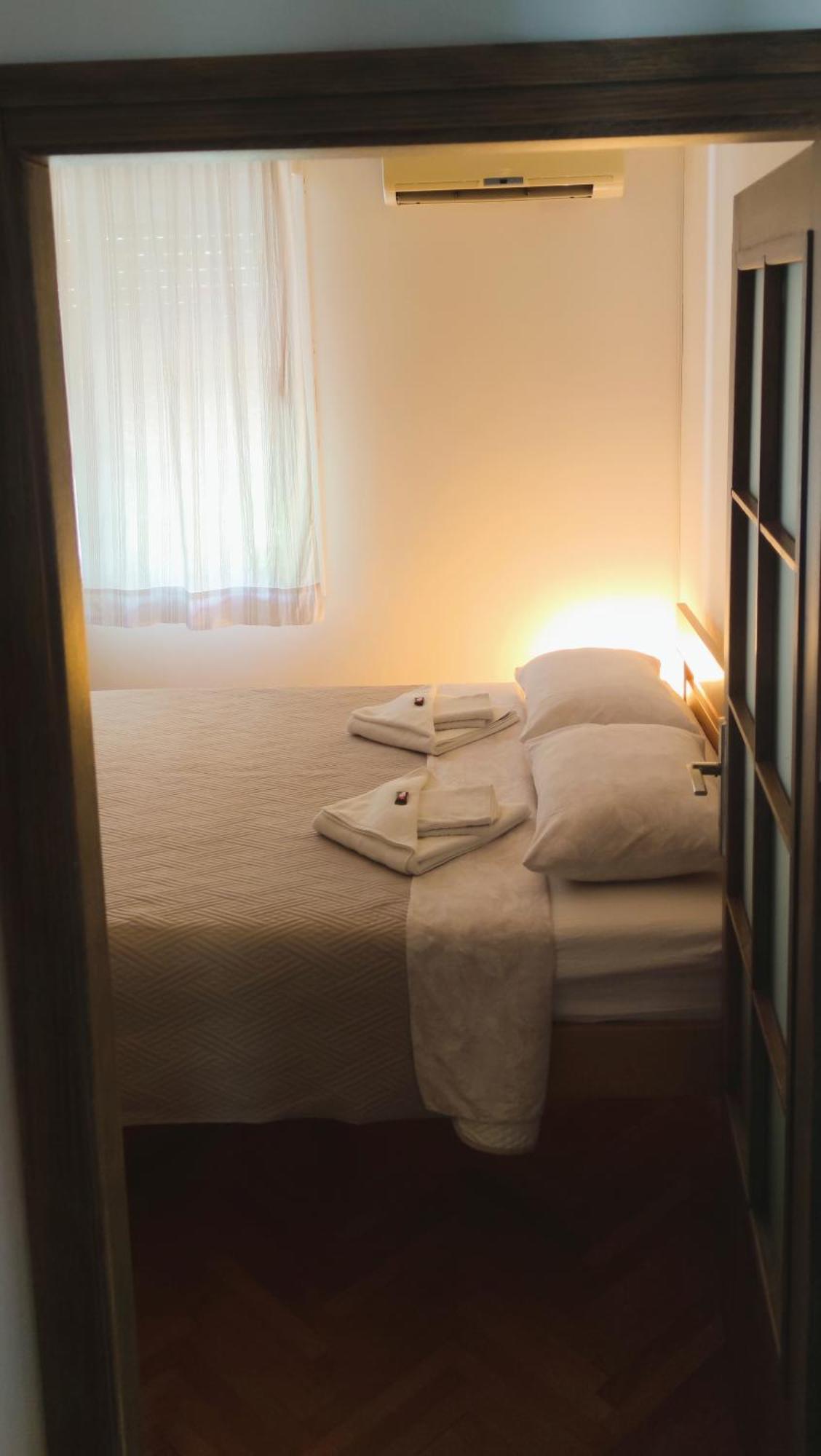 Apartment Oaza Kotor Extérieur photo